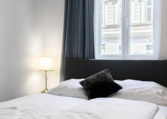 Attractive Apartment Near Wiener Stadthalle