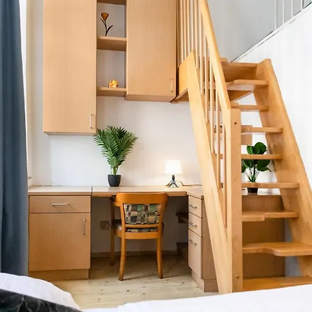 Attractive Apartment Near Wiener Stadthalle Exterior photo