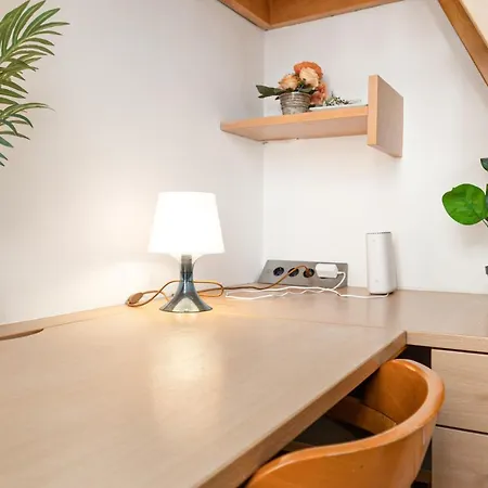 Attractive Apartment Near Wiener Stadthalle Exterior photo